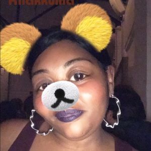 Meet your Posher, Natasha